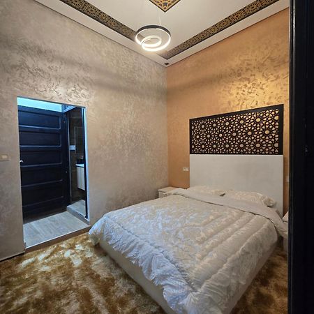 Centre Ville Plage Avec 1 Seule Chambre 3 Pieces Au Total Pour Famille Ou Personnes Serieuses Эль-Джадида Экстерьер фото